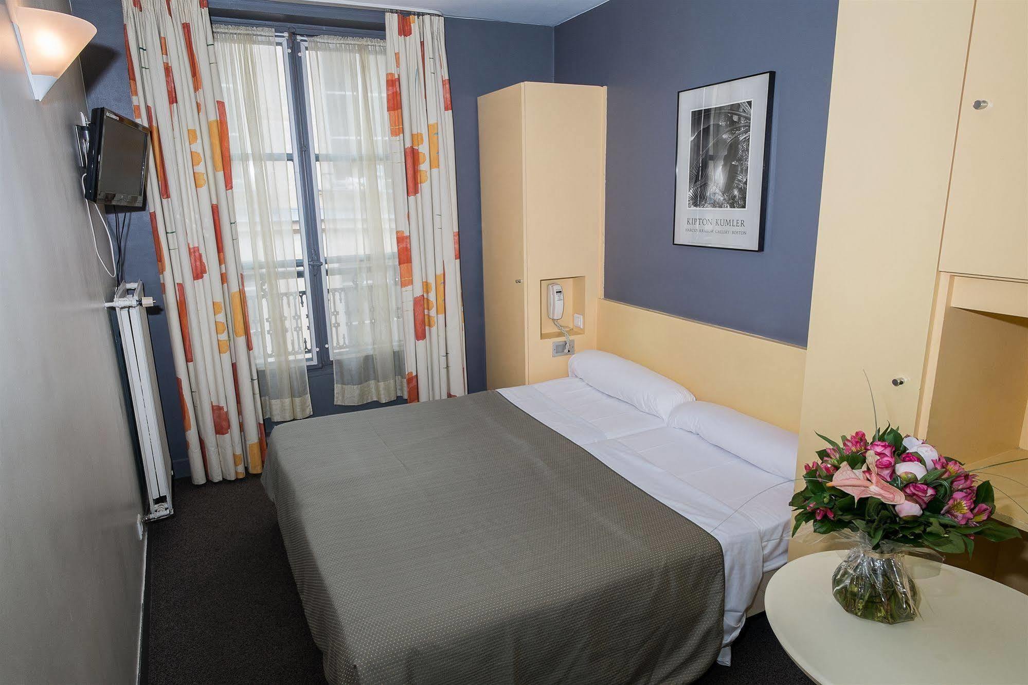 Des Canettes Hotel